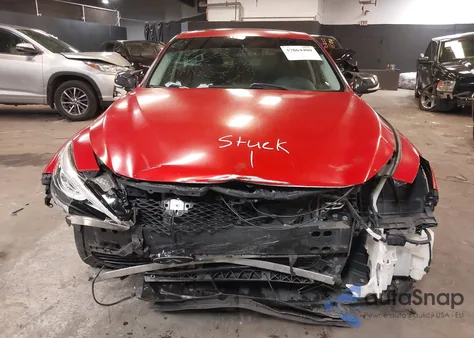 2015 Infiniti Q50 Premium z USA, uszkodzony, nr VIN JN1BV7AR1FM410942